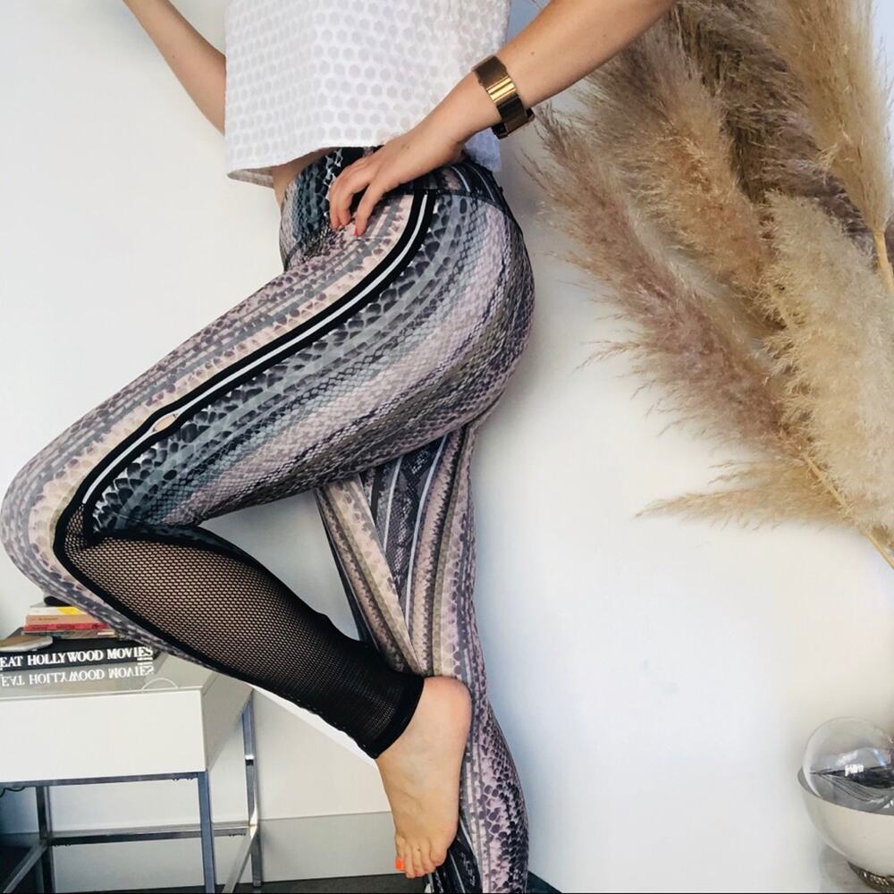 NEW X GOTTEX Black Grey Tan Snakeskin Print Mesh Zip Pocket High Rise Leggings S